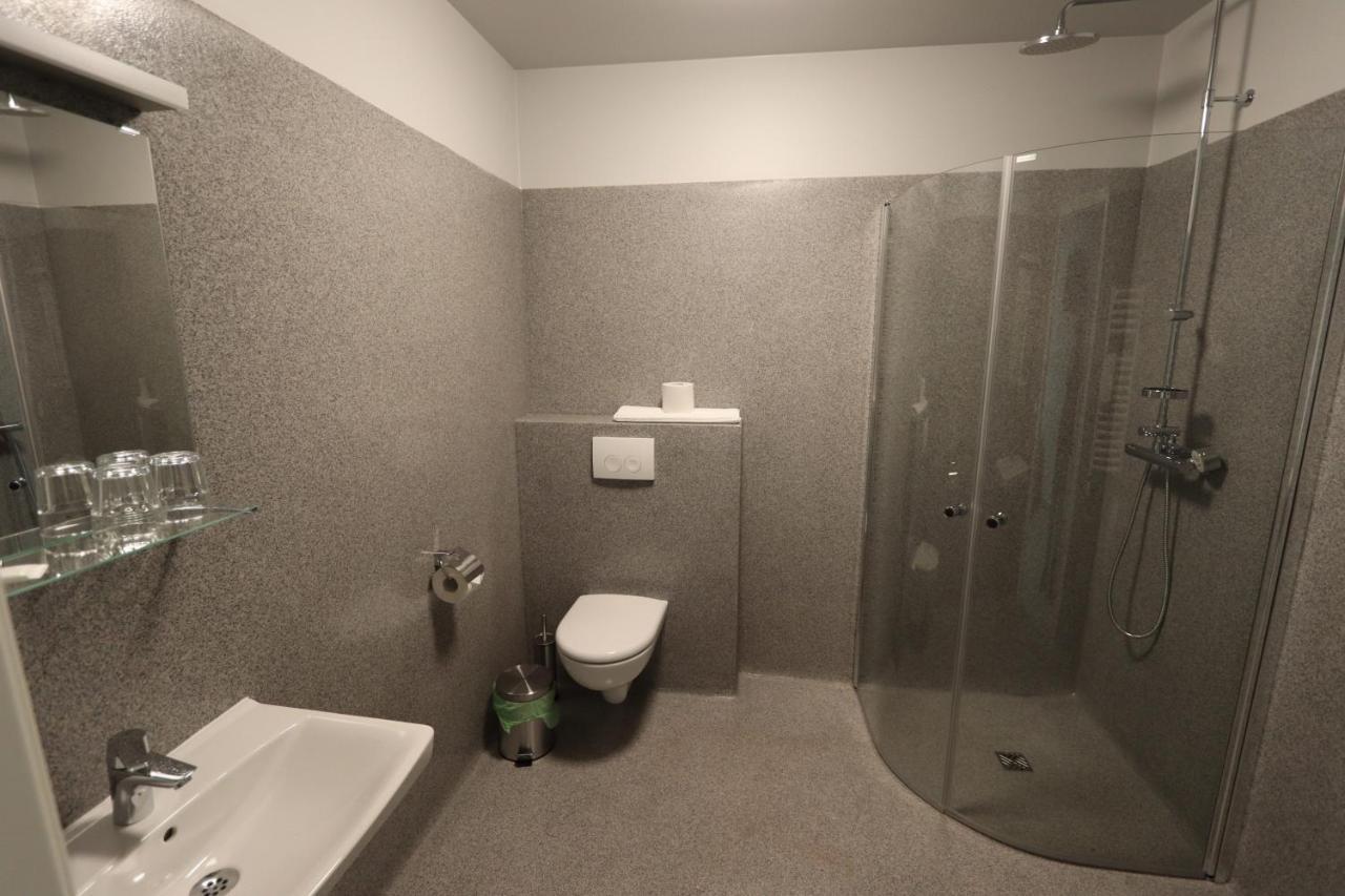 Njarthvik Hotel Tjarna מראה חיצוני תמונה